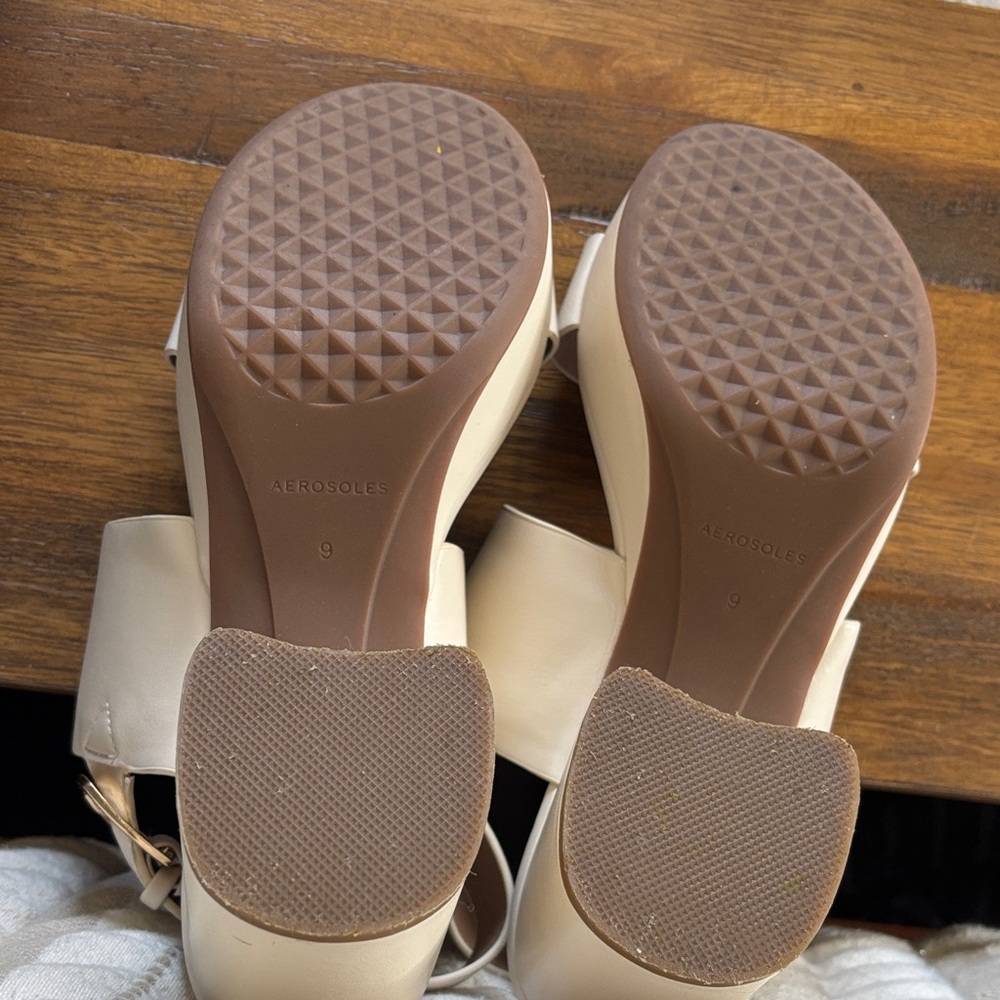AEROSOLES Cream Platform Block Heel Sandals - Picture 6 of 7